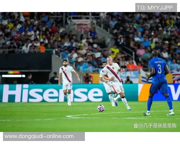 中超精彩对决AC米兰与曼城激战成和绝杀瞬间引发全场热烈反响