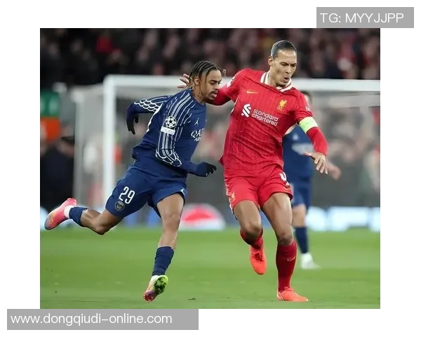 欧冠激战利物浦险胜里昂乌龙球引发全场狂欢与转会传闻再起