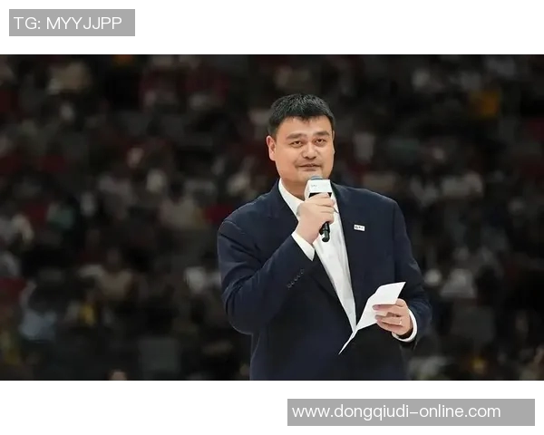 拉塞尔对姚明的深刻观察与篮球文化的碰撞分析