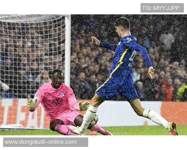 国王杯激战国米险胜曼联红牌争议引发全场热议